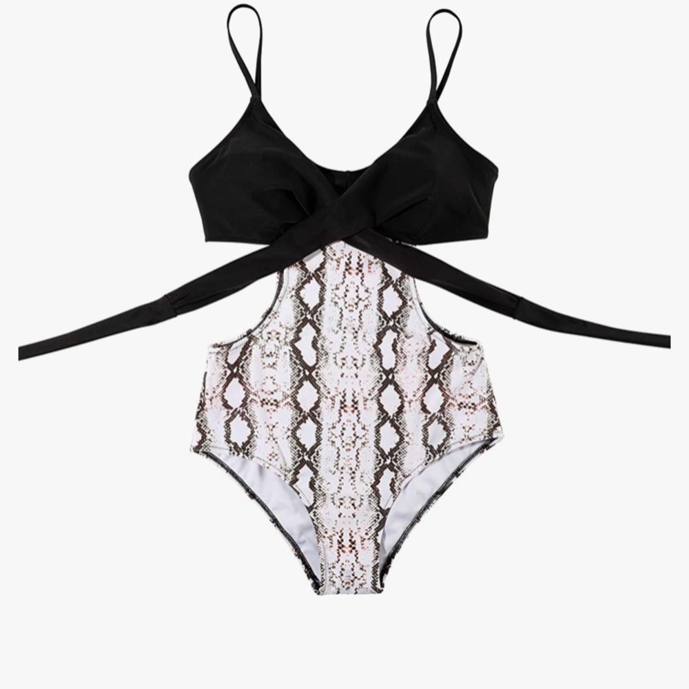Women Front Cross Cutout One Piece Print Swimsuit - Picture 5 of 9